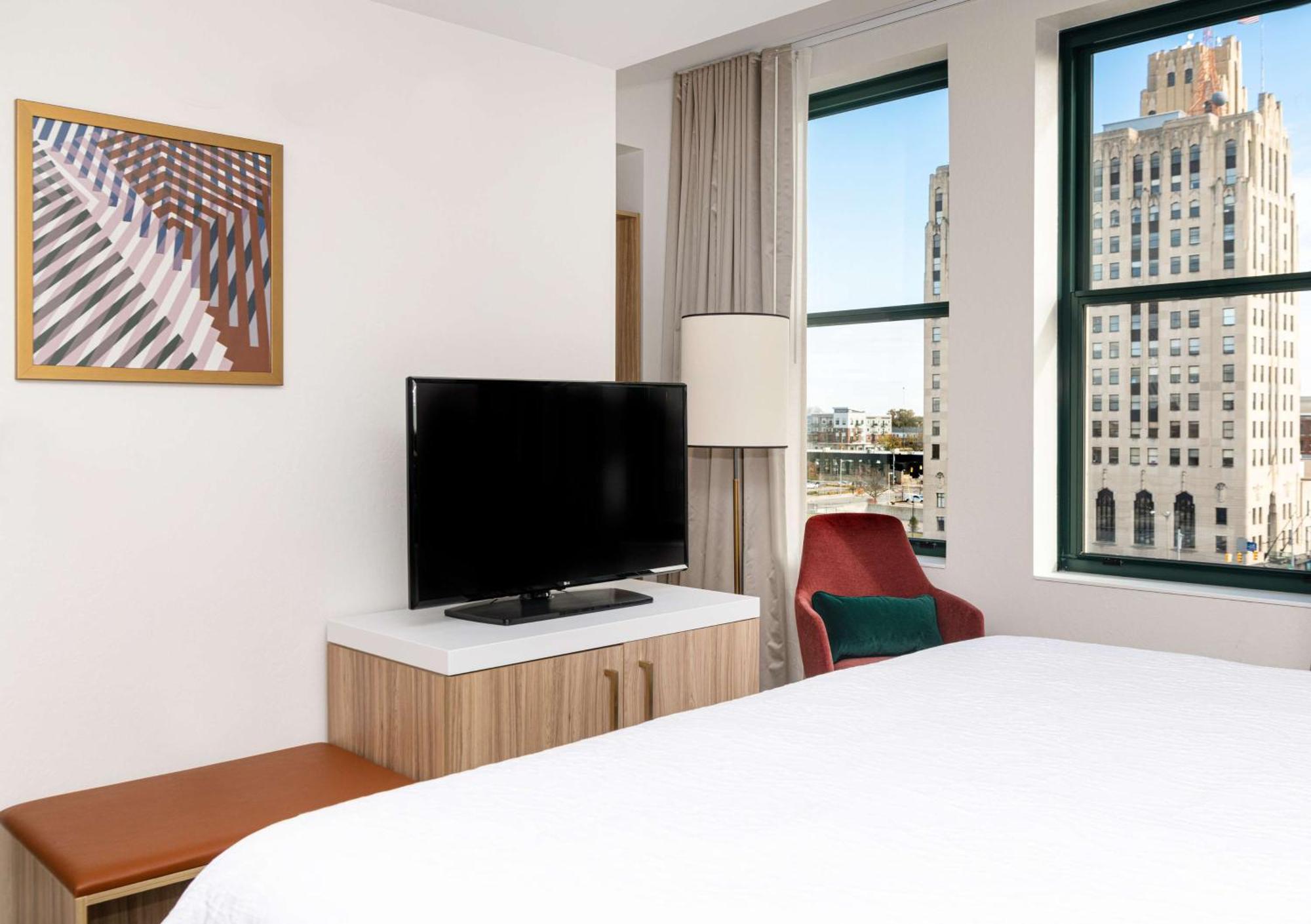 Hilton Garden Inn Flint Downtown מראה חיצוני תמונה